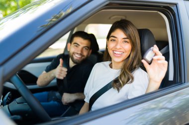 Préstamo de  Auto | UniBank | Panamá